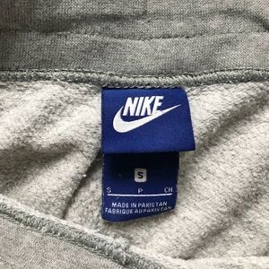 nike joggers